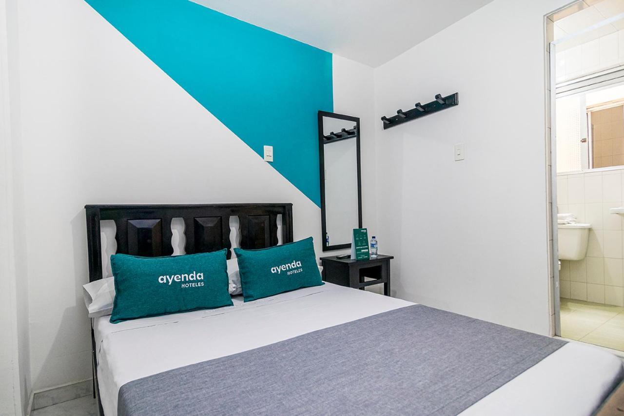 Ayenda Los Tres Pinos 1021 โบโกตา ภายนอก รูปภาพ